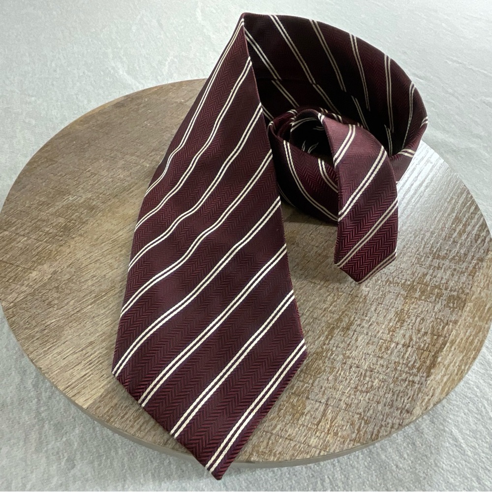 VALERIO GARATI 100% SILK HAND MADE MEN’S TIE BURGUNDY AND SILVER STRIPES